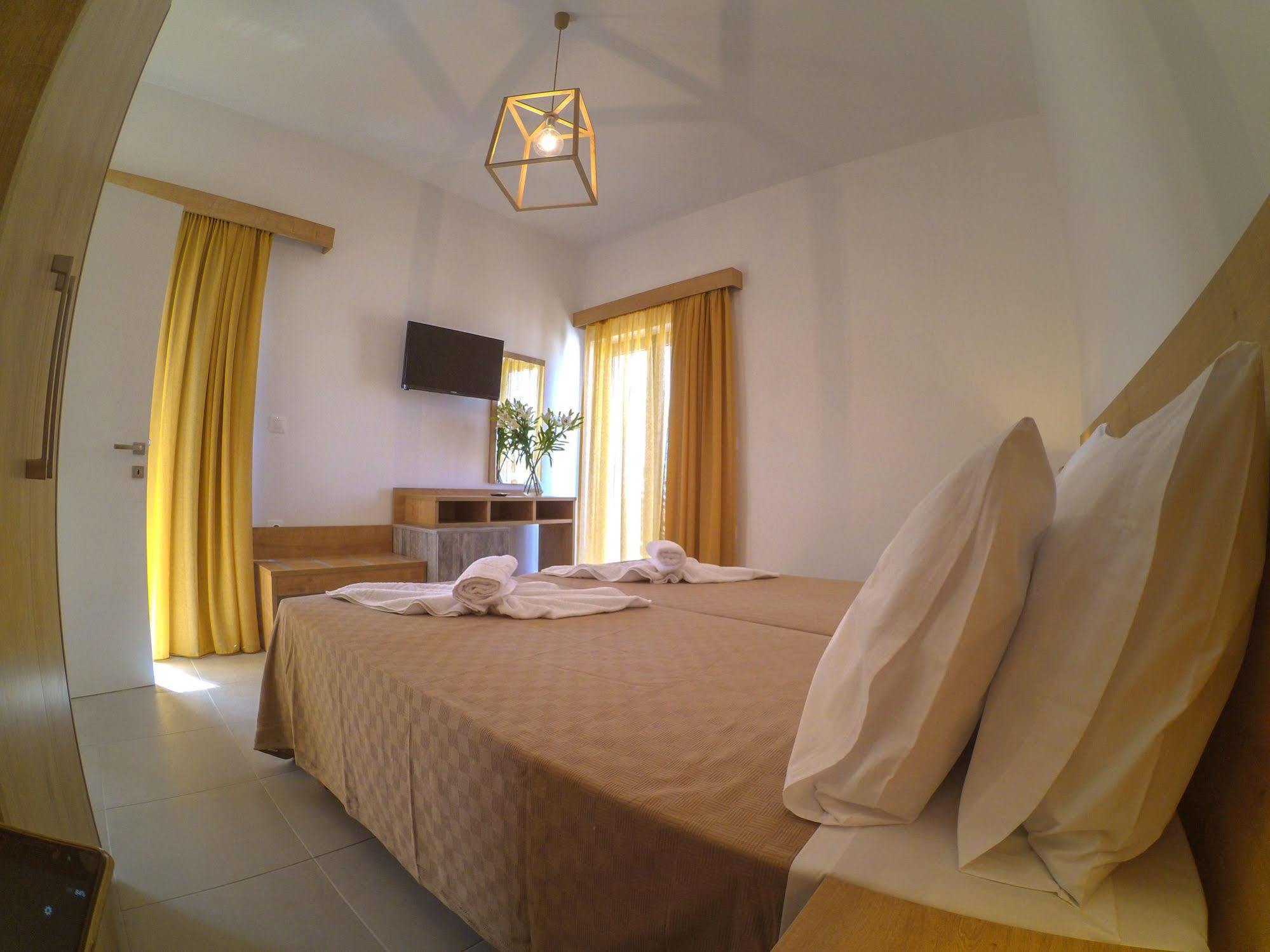 Castell Hotel Kissamos Ngoại thất bức ảnh
